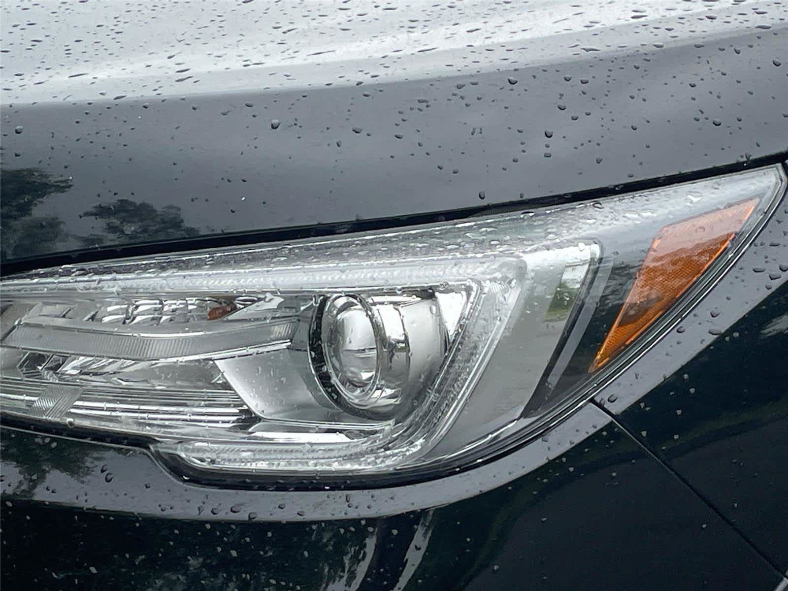 Used 2021 Subaru Ascent Touring w/ Popular Package #2 AWD/4WD image 7