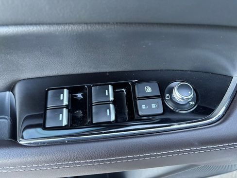 Certified 2025 MAZDA CX-5 Signature image 15