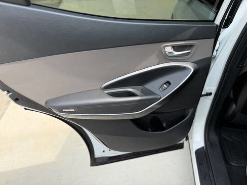 Used 2018 Hyundai Santa Fe Sport image 21