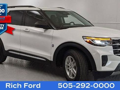 Certified 2025 Ford Explorer Active image 1