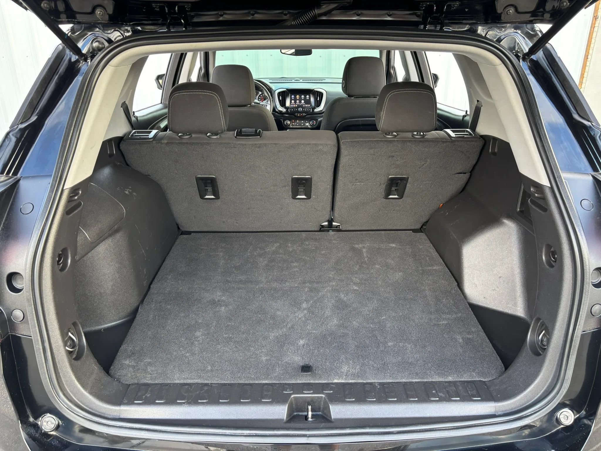 Used 2023 GMC Terrain SLE FWD image 51