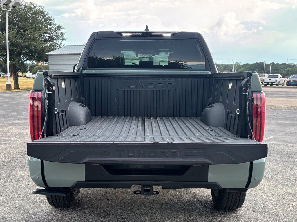 Used 2026 Toyota Tundra Platinum w/ TRD Off-Road Package AWD/4WD image 7