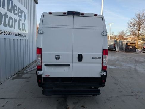 Used 2025 RAM ProMaster 2500 image 20