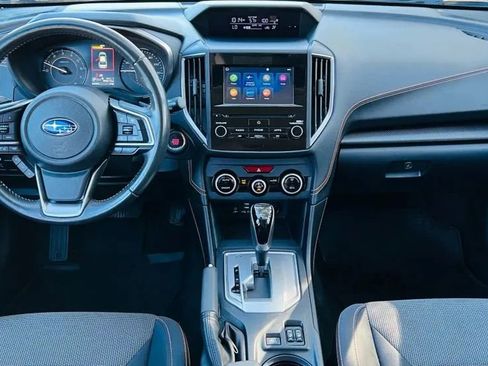 Used 2021 Subaru Crosstrek 2.0i Premium w/ Moonroof Package image 11