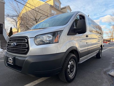 Used 2016 Ford Transit 350 XL image 2
