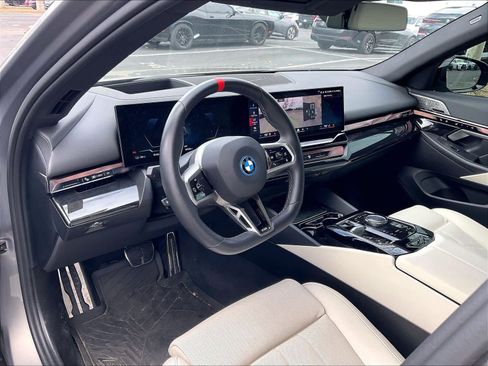 Used 2024 BMW i5 M60 w/ Premium Package image 14