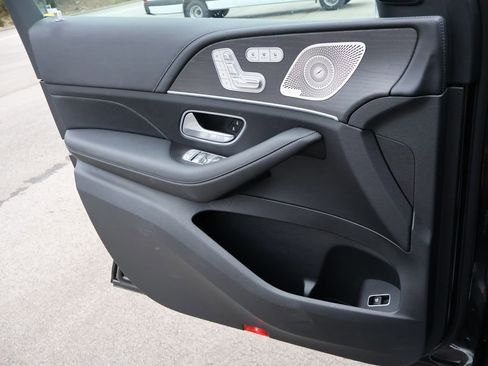 Certified 2023 Mercedes-Benz GLS 450 4MATIC image 38