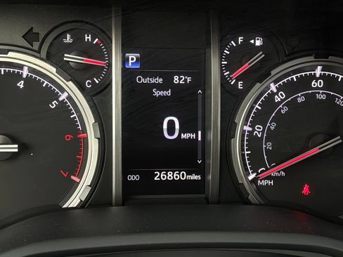 Used 2023 Toyota 4Runner TRD Off-Road Premium w/ Off Road Premium Plus Package AWD/4WD image 39
