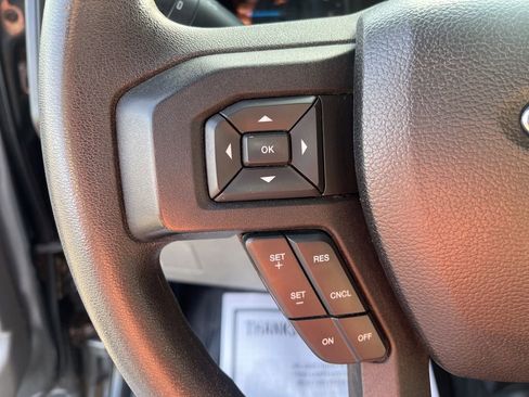 Used 2015 Ford F150 XL w/ Equipment Group 101A Mid AWD/4WD image 16