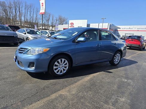Used 2013 Toyota Corolla LE image 3