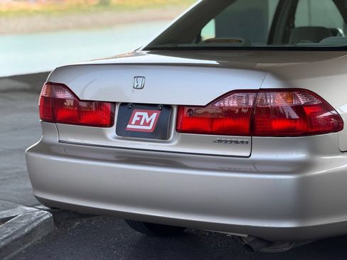 Used 2000 Honda Accord EX image 14