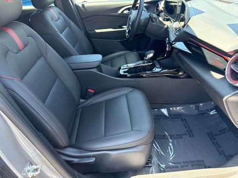 Used 2026 Chevrolet Trax RS image 13