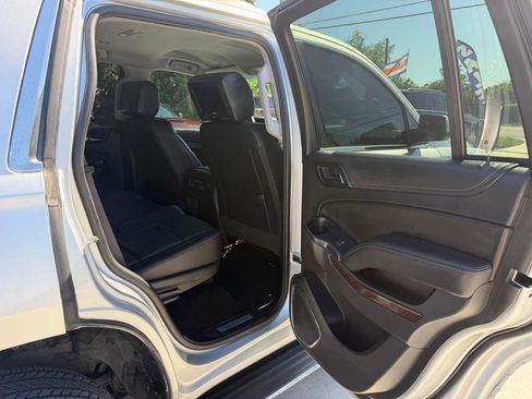 Used 2017 GMC Yukon SLT RWD image 16