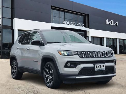 Used 2025 Jeep Compass Limited AWD/4WD image 3