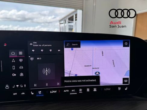 Used 2025 Audi Q5 Premium Plus w/ Premium Plus AWD/4WD image 16