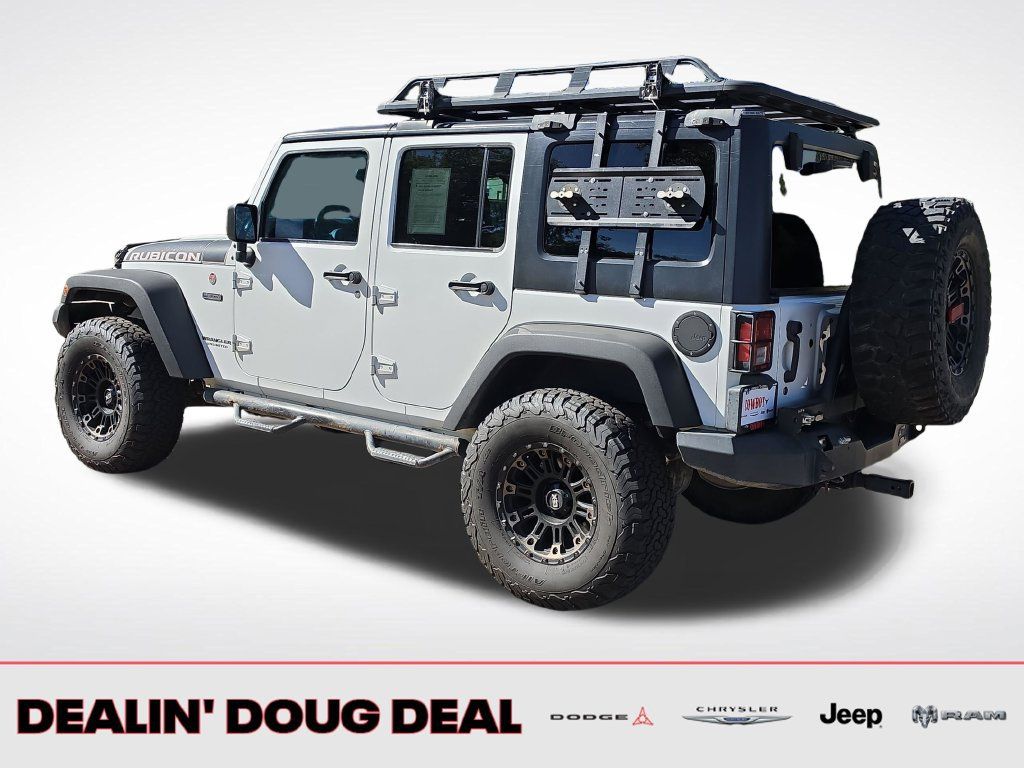 Used 2017 Jeep Wrangler Unlimited Rubicon AWD/4WD image 4