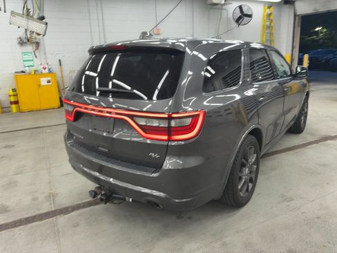 Used 2018 Dodge Durango R/T w/ Technology Group AWD/4WD image 4