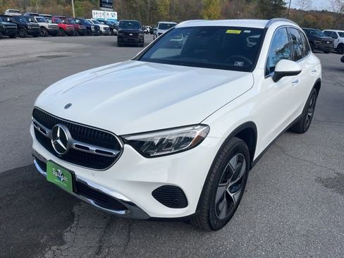 Used 2024 Mercedes-Benz GLC 300 GLC 300 image 10