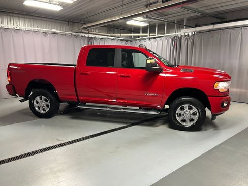 Used 2024 RAM 2500 Big Horn w/ Safety Group image 8