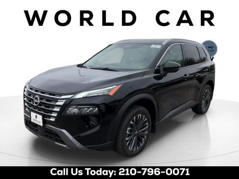 Used 2025 Nissan Rogue SL w/ Tech Package FWD image 3