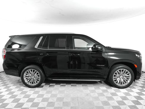 Used 2023 Chevrolet Tahoe LT w/ Luxury Package AWD/4WD image 3