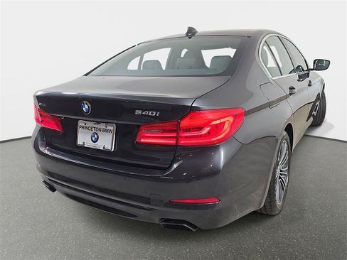 Used 2019 BMW 540i xDrive w/ Convenience Package image 38