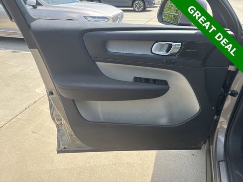 Used 2022 Volvo XC40 T5 Inscription w/ Advanced Package AWD/4WD image 19