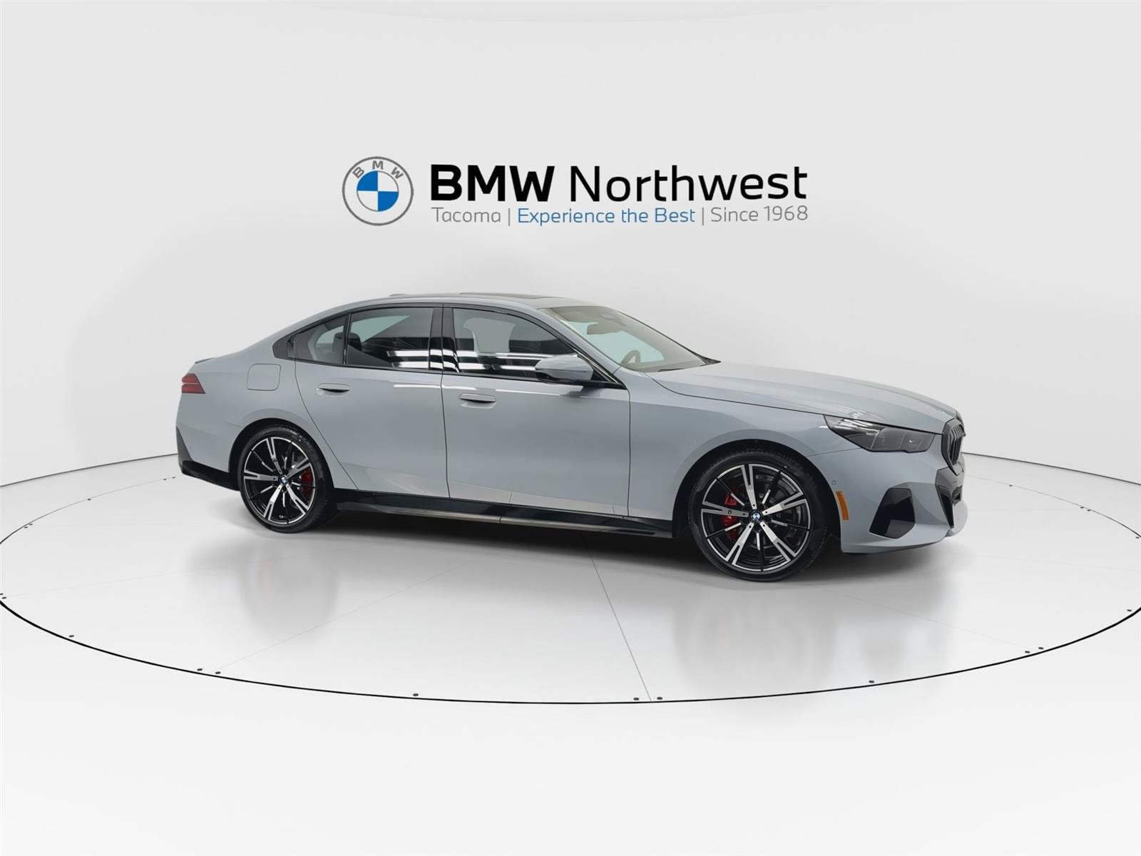 New 2026 BMW 530i w/ M Sport Package RWD image 5