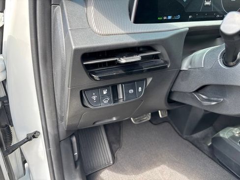 Certified 2024 Kia EV6 GT-Line AWD/4WD image 7