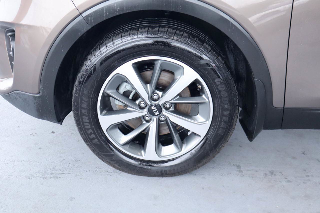 Used 2019 Kia Sorento EX w/ EX Touring Package FWD image 12