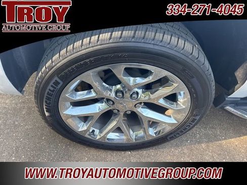 Used 2019 Chevrolet Tahoe Premier image 7