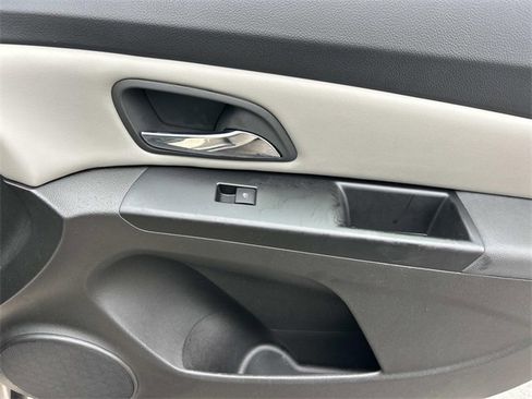 Used 2012 Chevrolet Cruze LS w/ Connectivity Package image 22