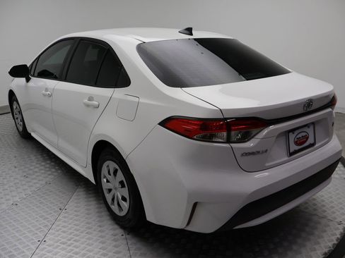 Certified 2022 Toyota Corolla L image 11