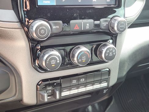 New 2026 RAM 3500 Tradesman w/ Chrome Appearance Group AWD/4WD image 18
