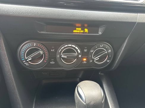 Used 2016 MAZDA MAZDA3 i Sport w/ Preferred Equipment Package FWD image 17