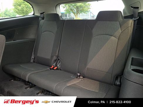 Used 2017 Chevrolet Traverse LT AWD/4WD image 14