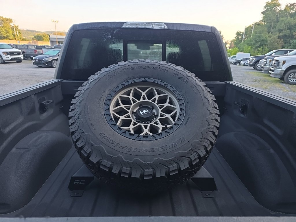 Used 2018 Ford F150 Raptor w/ Equipment Group 802A Luxury AWD/4WD image 40