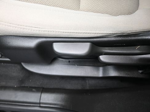 Used 2023 Chevrolet Traverse LS AWD/4WD image 10