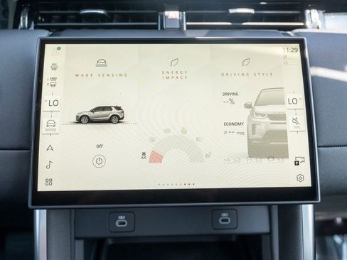 Certified 2025 Land Rover Discovery Sport S image 24