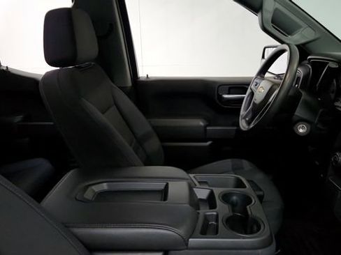 Used 2019 Chevrolet Silverado 1500 Custom w/ Custom Convenience Package image 23