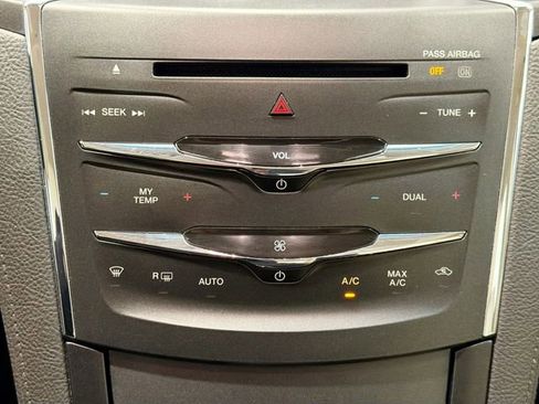 Used 2013 Lincoln MKS FWD image 12
