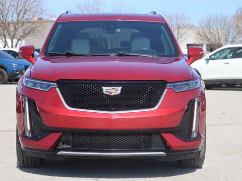 Used 2020 Cadillac XT6 Sport image 2