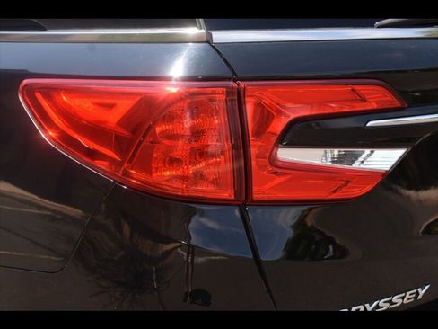 Used 2021 Honda Odyssey EX-L image 51