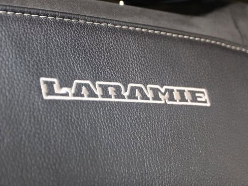 Used 2019 RAM 1500 Laramie image 13