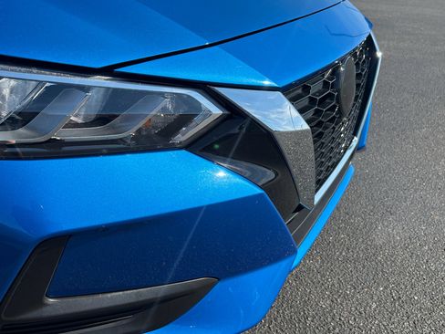 Used 2023 Nissan Sentra SV w/ All-Weather Package FWD image 3