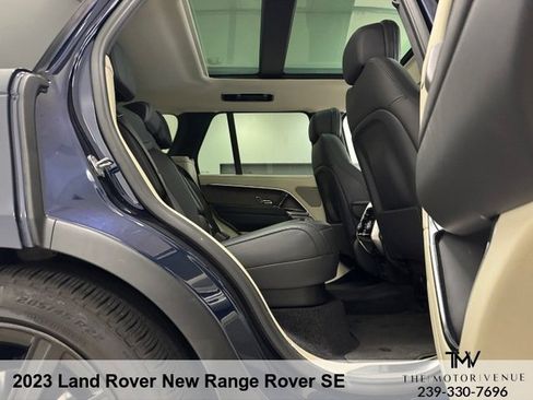 Used 2023 Land Rover Range Rover SE image 29