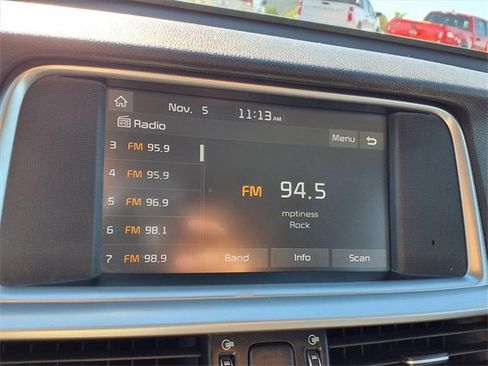 Used 2020 Kia Optima LX image 16