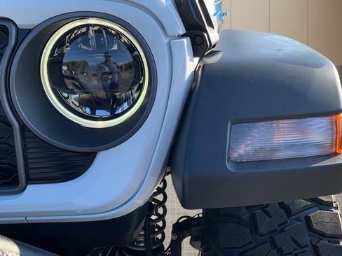 New 2025 Jeep Wrangler Unlimited Sport AWD/4WD image 32
