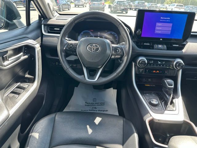 Used 2023 Toyota RAV4 Limited AWD/4WD image 16