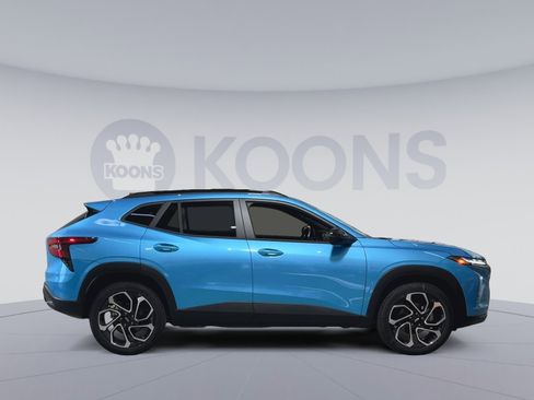 New 2026 Chevrolet Trax RS w/ Sunroof Package image 12